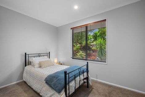 Photo of property in 59a Lonely Road, Fairview Heights, Auckland, 0632