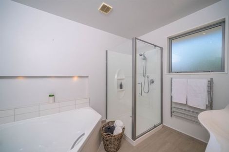 Photo of property in 5 Reka Street, Parklands, Christchurch, 8083