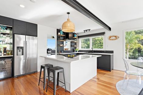 Photo of property in 17 Hillcrest Grove, Hillpark, Auckland, 2102