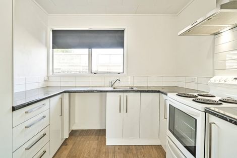 Photo of property in 805a Hastings Street North, Hastings, 4122