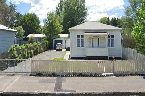 Photo of property in 18 Cole Street, Dannevirke, 4930