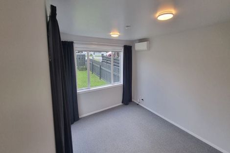 Photo of property in 5 Bay Drive, Titahi Bay, Porirua, 5022