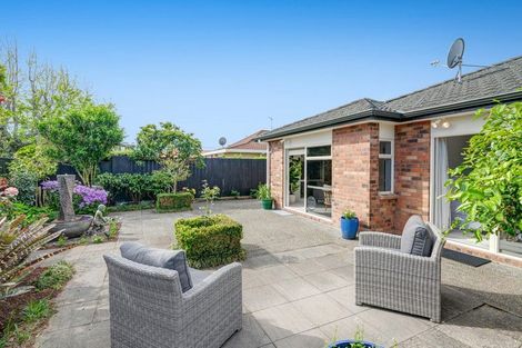 Photo of property in 12a Pine Road, Orewa, 0931