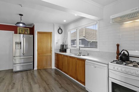 Photo of property in 17 Burden Avenue, Wainuiomata, Lower Hutt, 5014