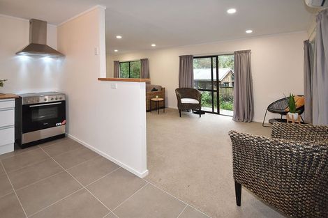 Photo of property in 134 Woodlands Park Road, Titirangi, Auckland, 0604