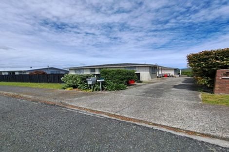 Photo of property in 35a Roband Crescent, Brown Owl, Upper Hutt, 5018