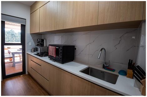 Photo of property in 6 Bremner Ridge Street, Flat Bush, Auckland, 2019