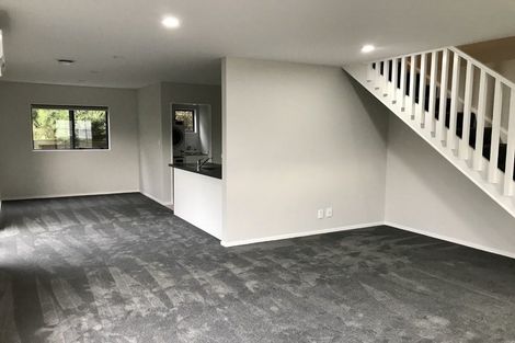 Photo of property in 5/25 Hollies Crescent, Johnsonville, Wellington, 6037