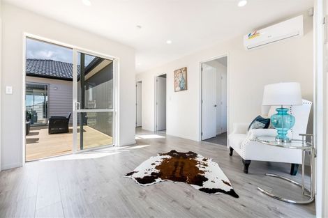 Photo of property in 100 Thomas Road, Flat Bush, Auckland, 2019