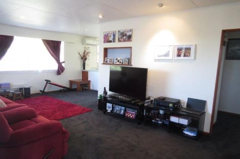 Photo of property in 25a Sedcole Street, Pahiatua, 4910