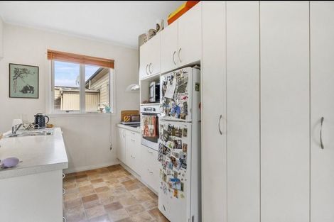 Photo of property in 23 Royal Crescent, Saint Kilda, Dunedin, 9012