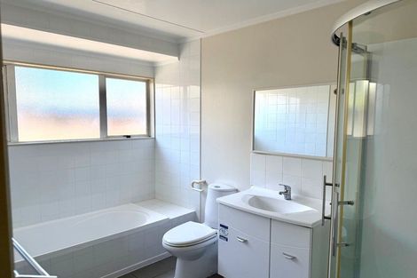 Photo of property in 150 Millhouse Drive, Northpark, Auckland, 2013