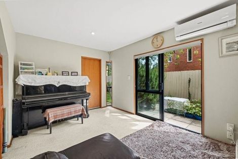 Photo of property in 1/40 Picton Avenue, Riccarton, Christchurch, 8011