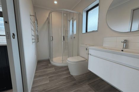 Photo of property in 21 Story Street, Foxton Beach, Foxton, 4815