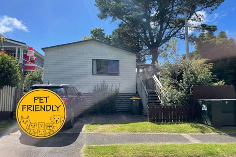 Photo of property in 2/80a Woodglen Road, Glen Eden, Auckland, 0602