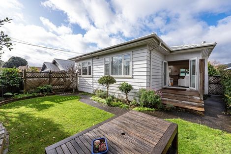 Photo of property in 9 Charleston Avenue, Boulcott, Lower Hutt, 5011