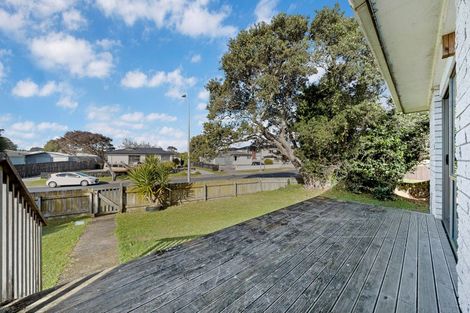 Photo of property in 25 Sharland Avenue, Manurewa, Auckland, 2102