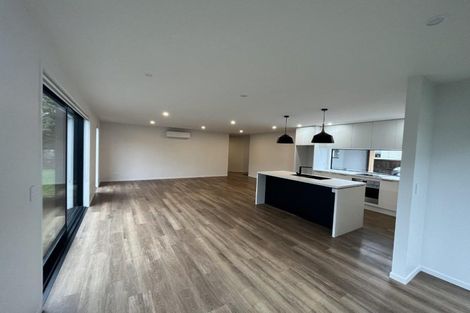 Photo of property in 3b Turehu Street, Merrilands, New Plymouth, 4312