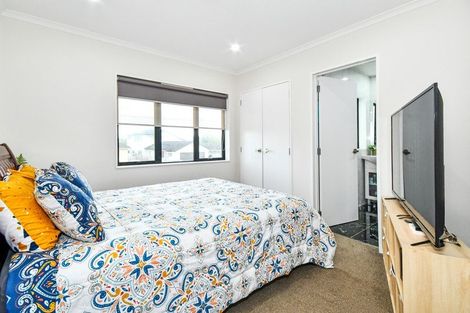 Photo of property in 76 Carruth Road, Papatoetoe, Auckland, 2025