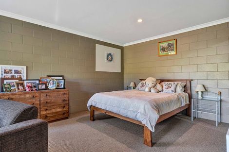 Photo of property in 30 Moulton Street, Moturoa, New Plymouth, 4310