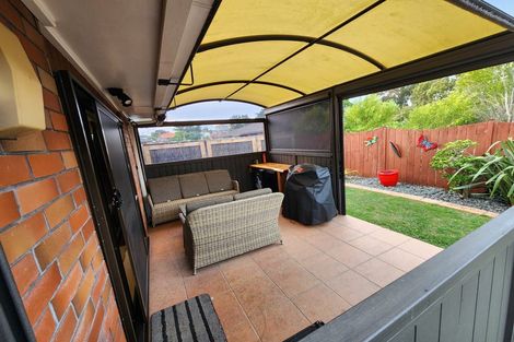 Photo of property in 2/24 Halver Road, Hillpark, Auckland, 2102