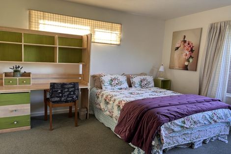 Photo of property in 2/271 Memorial Avenue, Burnside, Christchurch, 8053
