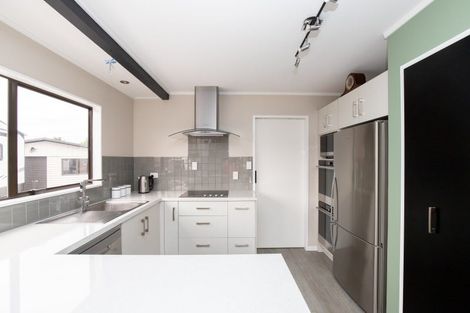 Photo of property in 20 Miller Place, Ngatea, 3503