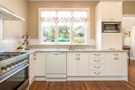 Photo of property in 20 Roa Road, Fendalton, Christchurch, 8041