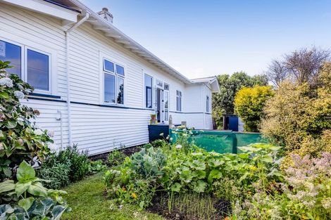 Photo of property in 8 Lincoln Street, Patea, 4520