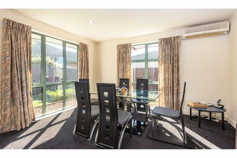 Photo of property in 5 Tulip Lane, Spreydon, Christchurch, 8024