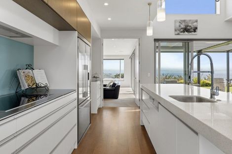 Photo of property in 21 Parkridge Place, Mount Pleasant, Christchurch, 8081