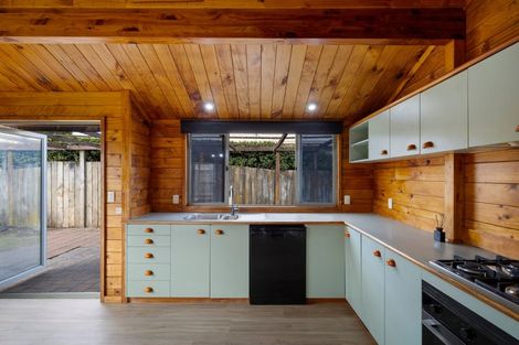 Photo of property in 24 Halcione Close, Flagstaff, Hamilton, 3210