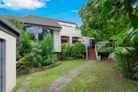 Photo of property in 35a Picasso Drive, West Harbour, Auckland, 0618
