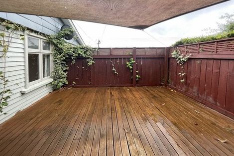 Photo of property in 25 Lincoln Street, Picton, 7220