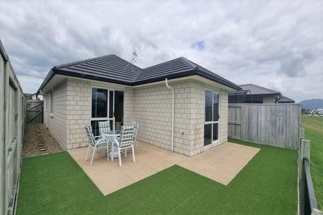 Photo of property in 32 Cupples Street, Papamoa Beach, Papamoa, 3118