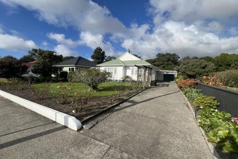Photo of property in 27 Somerset Street, Brooklands, New Plymouth, 4310