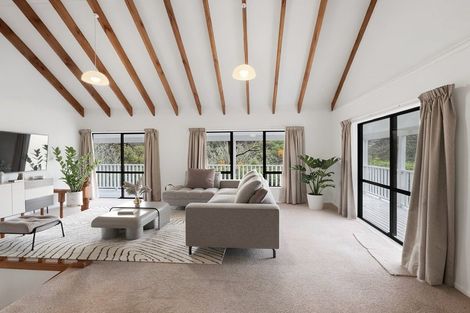 Photo of property in 10a Wingfield Place, Churton Park, Wellington, 6037