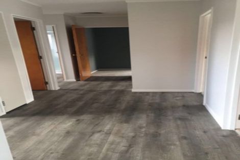 Photo of property in 18 Church Street, Swanson, Auckland, 0612