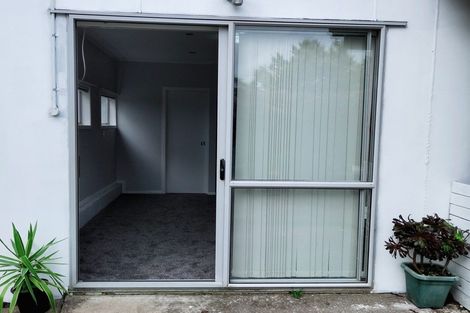 Photo of property in 76a Captain Scott Road, Glen Eden, Auckland, 0602