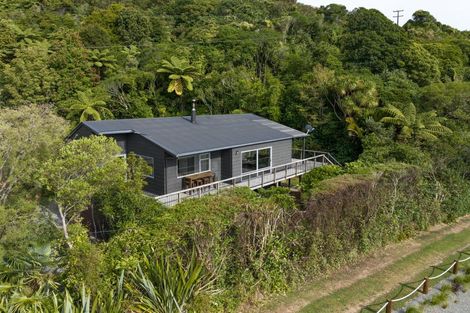 Photo of property in 43 Belview Road, Havelock, Picton, 7281