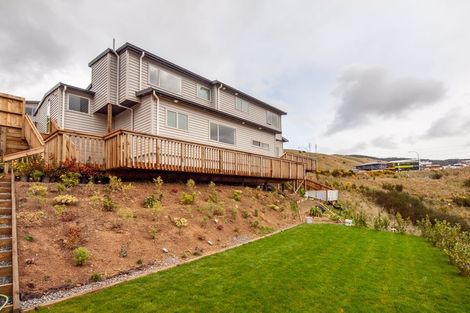 Photo of property in 86 Melksham Drive, Churton Park, Wellington, 6037