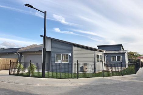 Photo of property in 13 Karetai Crescent, Favona, Auckland, 2024