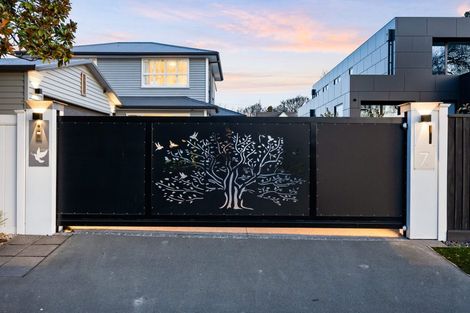 Photo of property in 7 Te Kura Street, Fendalton, Christchurch, 8014