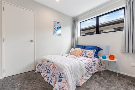 Photo of property in 19 Farmland Road, Papakura, 2110