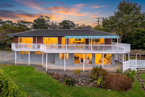 Photo of property in 281 Sturges Road, Henderson Valley, Auckland, 0612