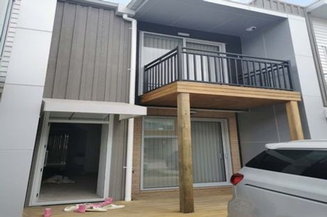 Photo of property in 18 Ceramic Lane, New Lynn, Auckland, 0600