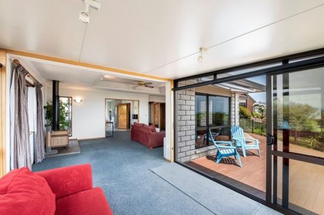 Photo of property in 21 Avonbank Place, Marybank, Nelson, 7010