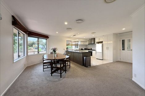 Photo of property in 14 Sylvan Way, Silverstream, Upper Hutt, 5019