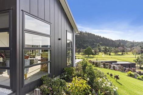 Photo of property in 19 Titoki Lane, Whangamata, 3691