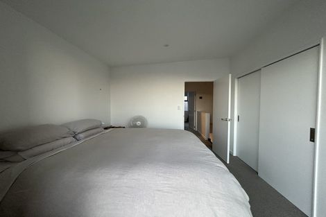 Photo of property in 4/20 Trent Street, Island Bay, Wellington, 6023